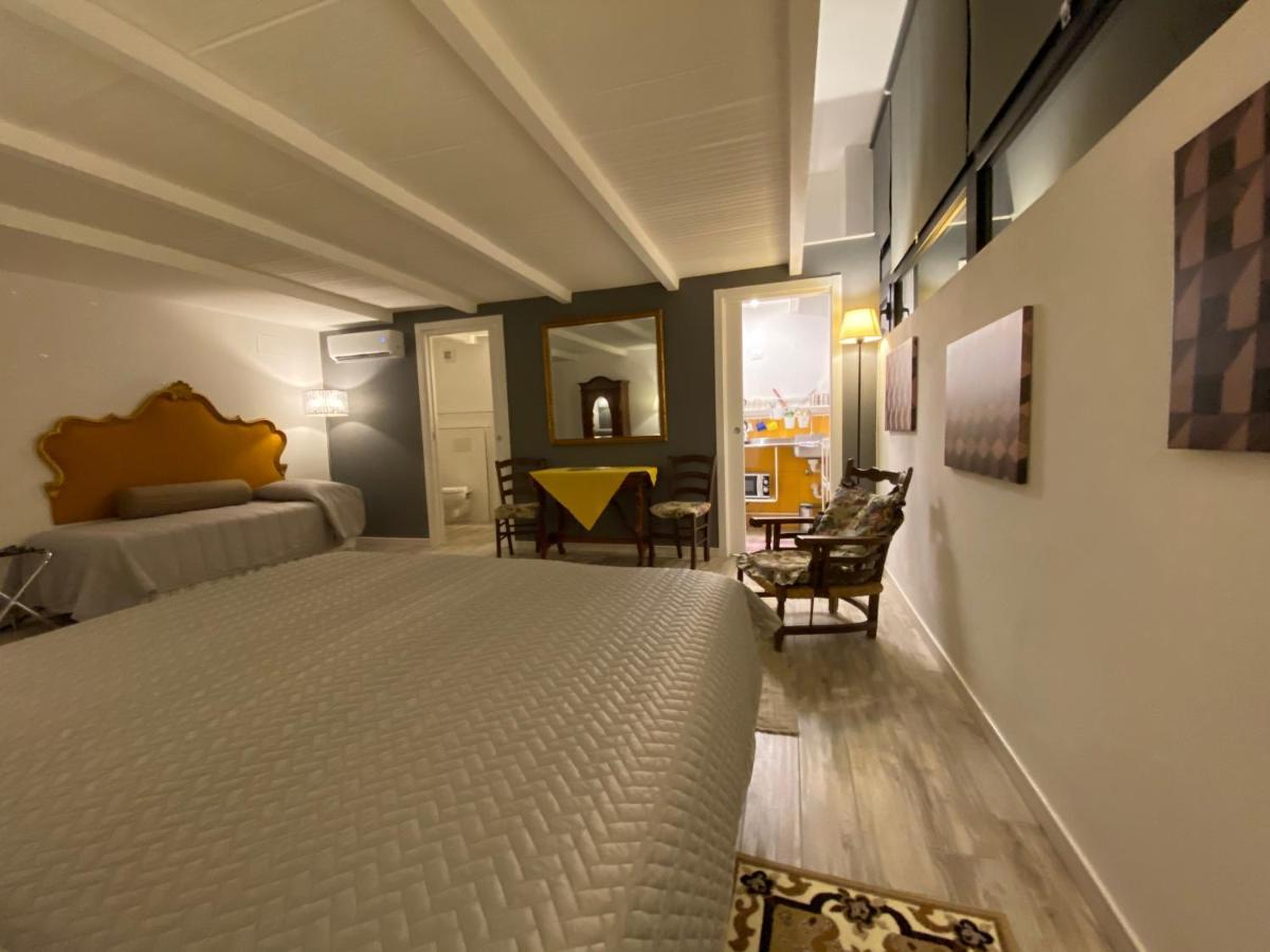 Lenzi'S Bottega And Gallery Suites Vicopisano Bagian luar foto